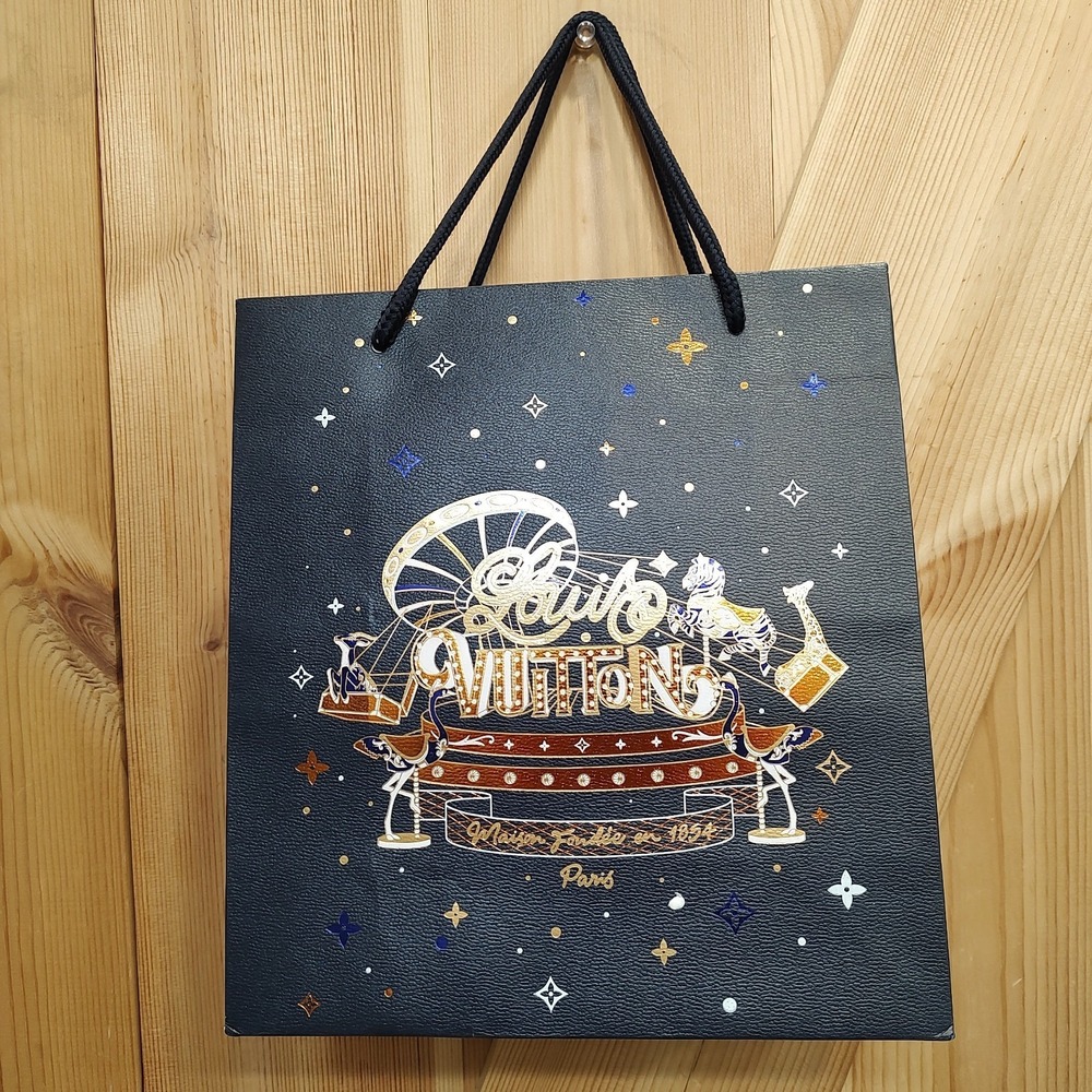 Louis Vuitton Limited Holiday 2024 Collectible Shopping Bag 10x9x4"